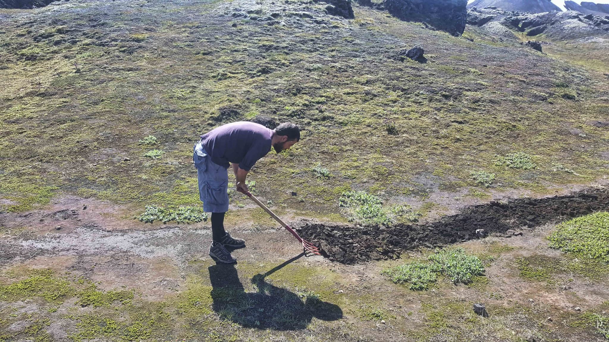 Villustígur afmáður með gafli