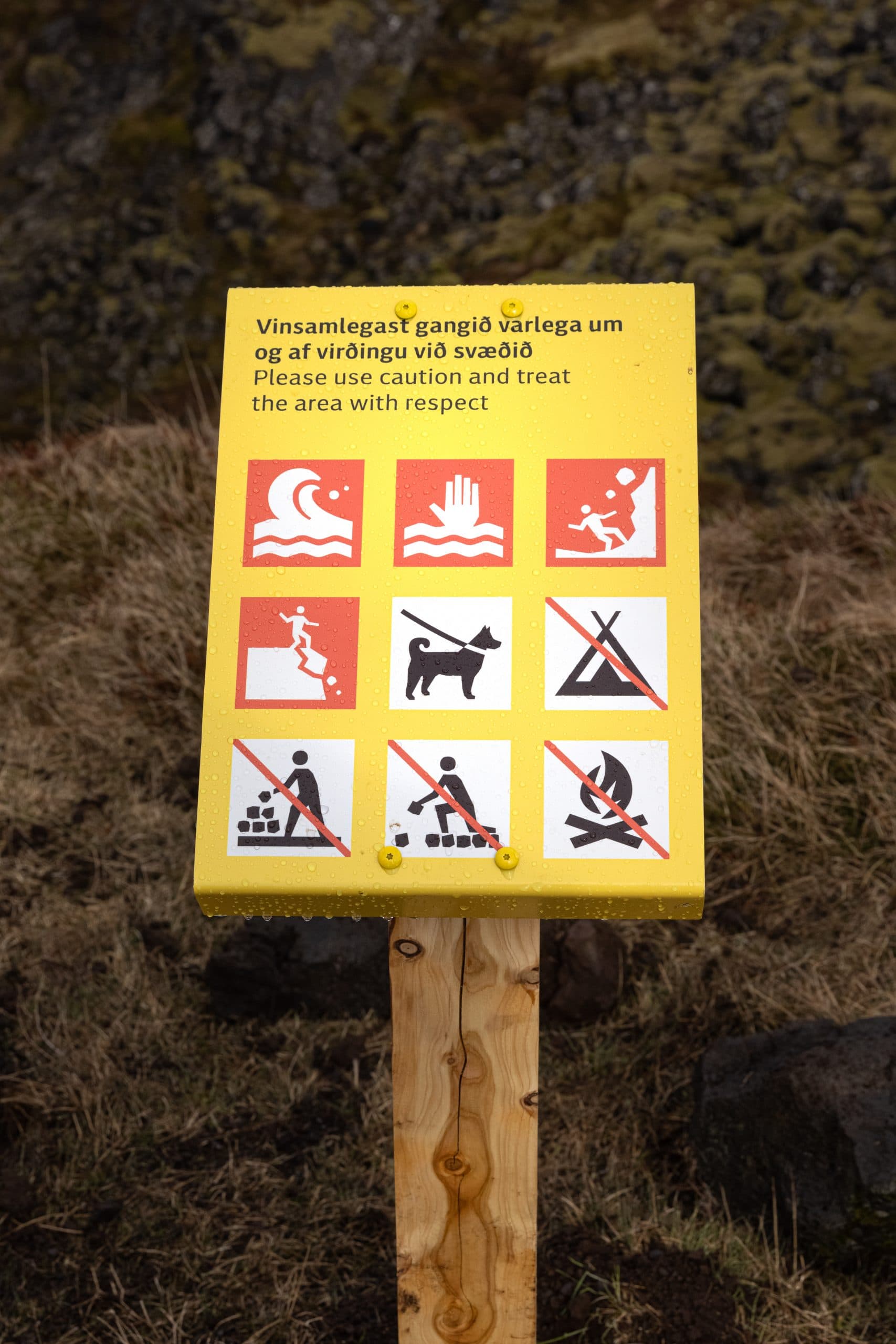 Öryggismerking við aðkomu svæðis