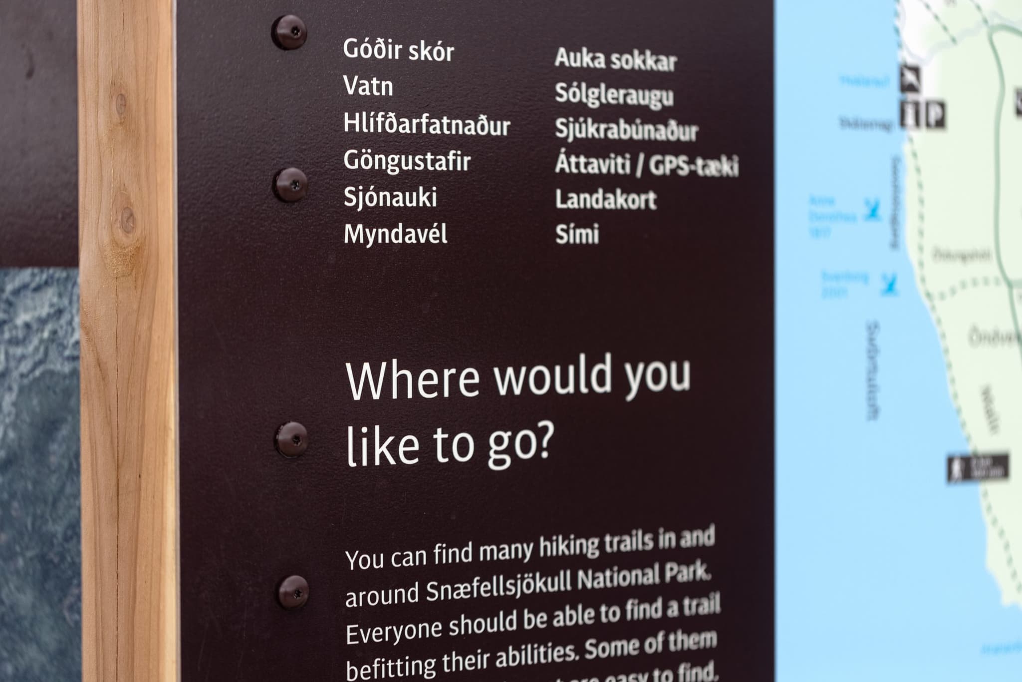 Nærmynd af almennum skiltum