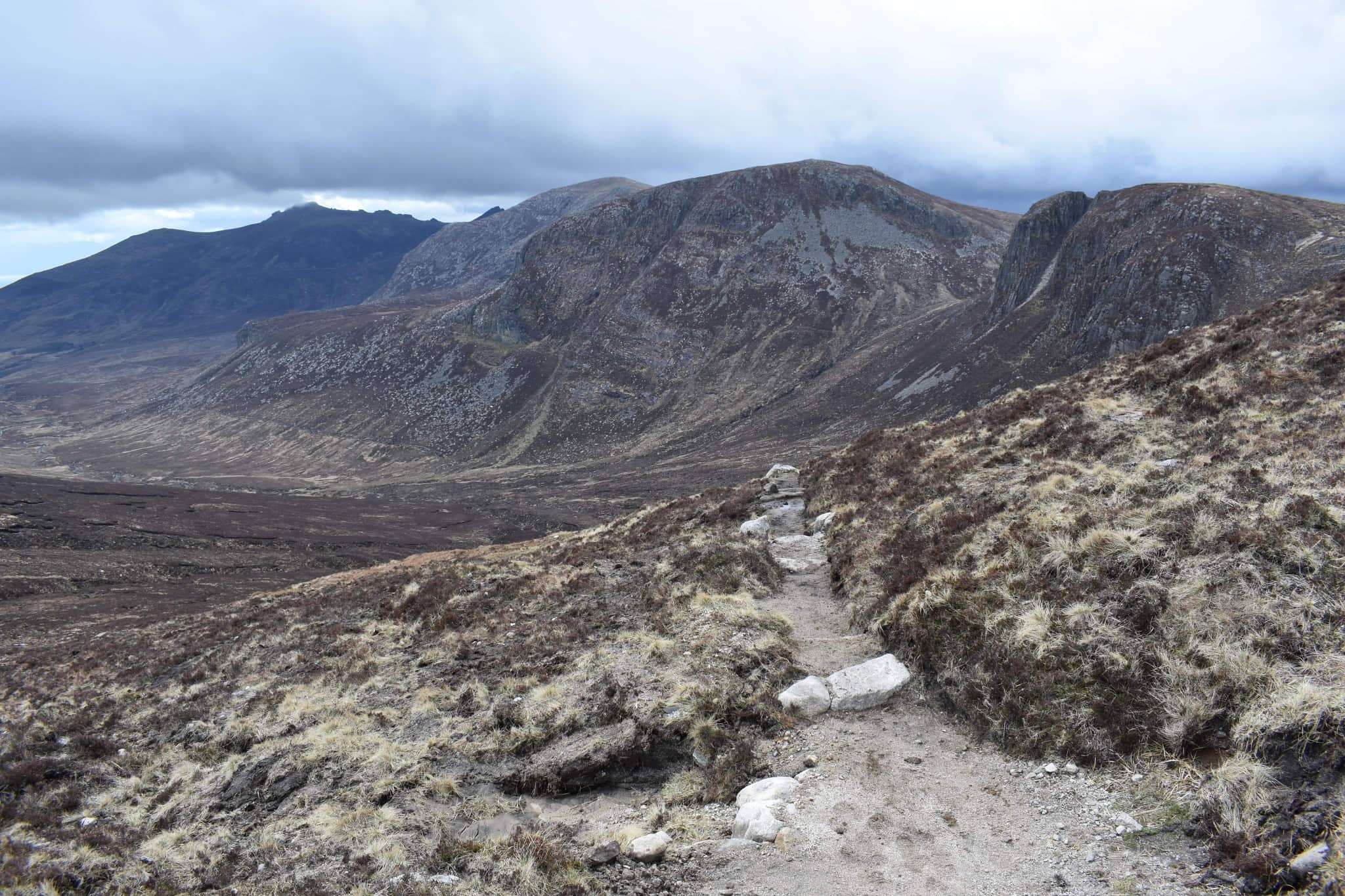Dæmi með vandlega unnin göngustíg með vélum í N-Írlandi